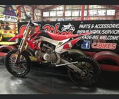 £650