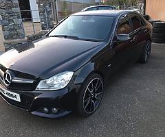 £5,995