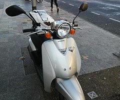 Scooter - Image 6/8