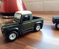 £10 - Image 4/5