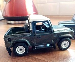 £10 - Image 5/5