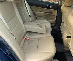 Honda Civic hybrid automatic - Image 8/10