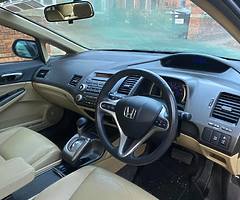 Honda Civic hybrid automatic - Image 10/10
