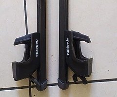 Roof box bars - Image 4/5