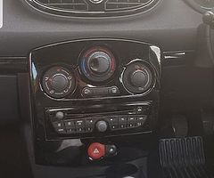 2012 Renault Clio - Image 4/7