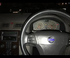 Clean 2007 s40.for sale no tax or test will.fly trew nct 1.8 petrol 202000 kph on clock - Image 7/7