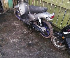 £200