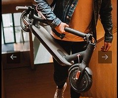 Xiaomi Mi (M365) Electric Scooter