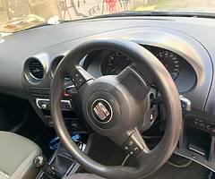 Seat ibiza 2005 1.2 - Image 5/10