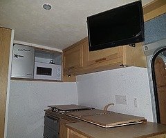 £8,500 - Image 7/10