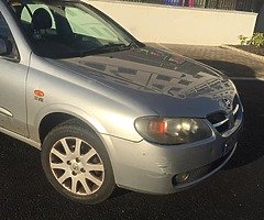 Nissan Almera
