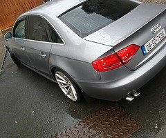€3,200
