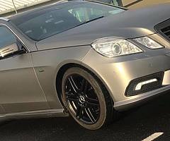 Mercedes E350 Amg 3.0L Dsl - Image 10/10