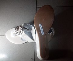 Sandals - Image 3/10