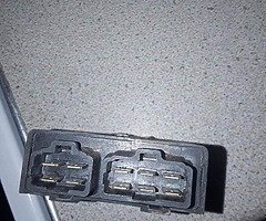 £1 - Image 6/8