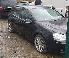€750