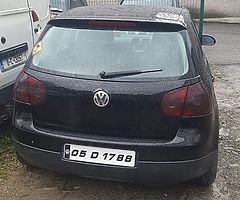 €750