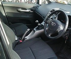 07 Toyota Auris 1.4 petrol (Manual) - Image 7/10