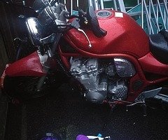 £1,000