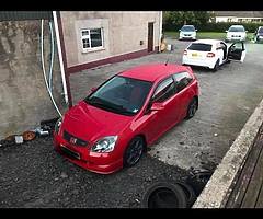 £2,500