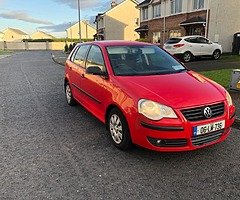 €800