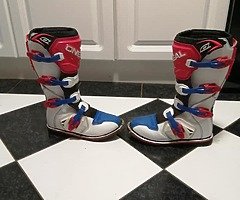 £80