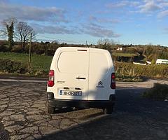 €8,350