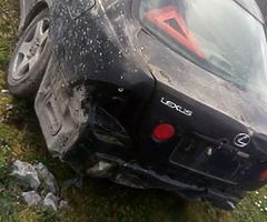 Lexus is200