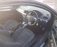 Opel Astra - Image 8/9