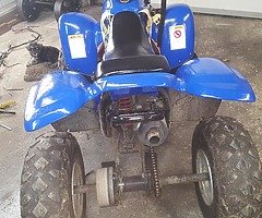 £400