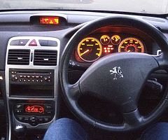 Peugeot 307 7 seats - Image 4/7