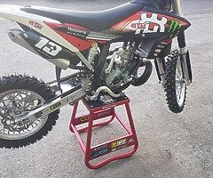 £1,300