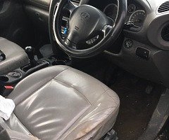 Hyundai Santa Fe - Image 3/4