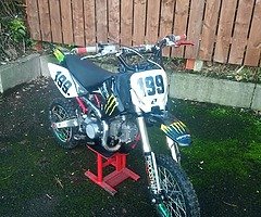 £450