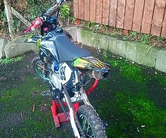 £450 - Image 4/8