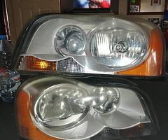Volvo XC 90 Xenon Model 07 Headlights / Farurilor