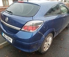 €650