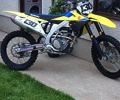 £5,000