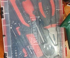 Garage air tools
