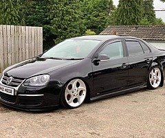 €150