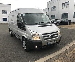 132 Ford Transit LWB