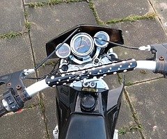 £160
