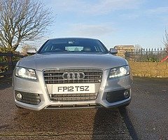 £8,900