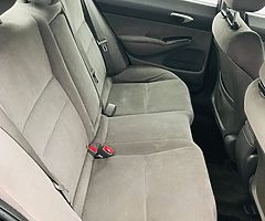 Honda Covic Hybrid 1.3 - Image 6/10