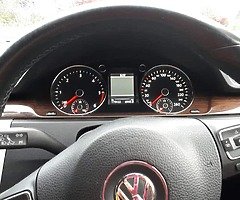 De vinzare VW Passat bluemotion - Image 4/6