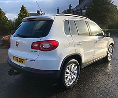 £6,995