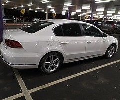 2014 Volkswagen Passat R-Line