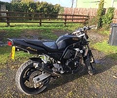 Yamaha Fazer 1999 - Image 3/4