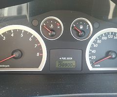 Hyundai Santa Fe 2006, 2000cc petrol, no tax, no nct, drive well, great facilities. - Image 7/10