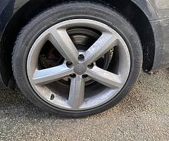 18inhch genuine Audi sline alloys 4 good Tyres